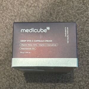 Medicube Deep Vita C Capsule Cream